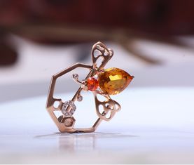 私人定制珠寶走俏 宜菲珠寶不僅賣(mài)商品，更是創(chuàng)意與情感的傳遞者